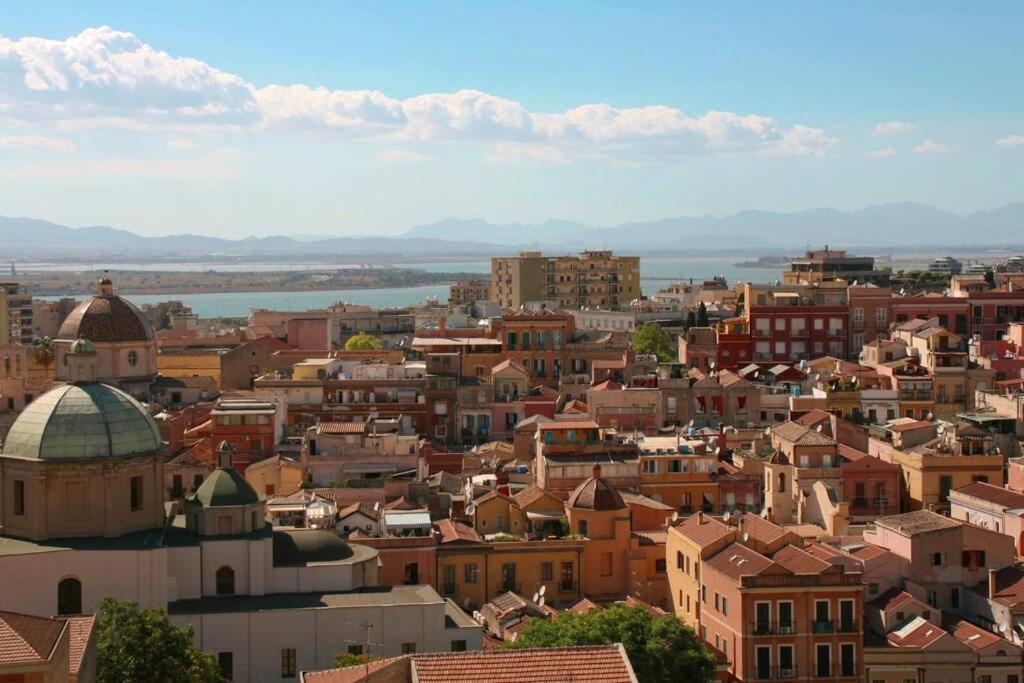 Monfalcone City Room Rental Apartment カリアリ エクステリア 写真