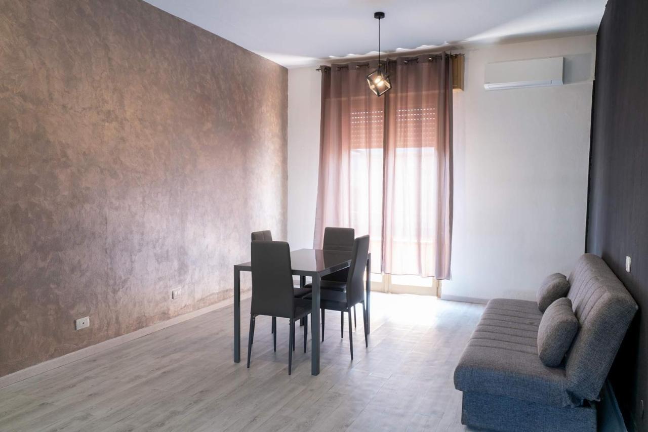 Monfalcone City Room Rental Apartment カリアリ エクステリア 写真