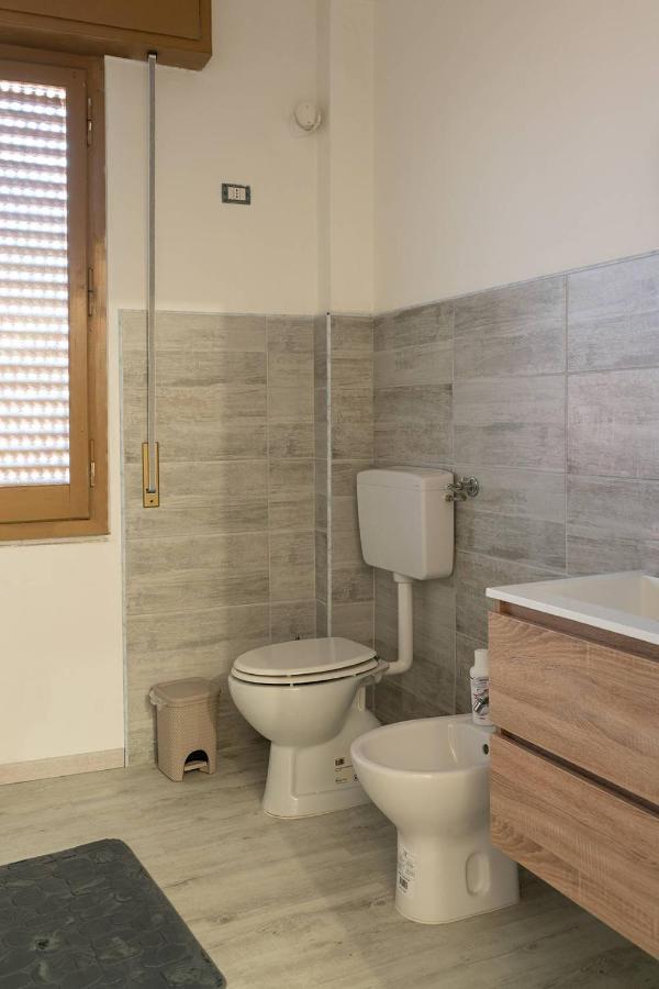 Monfalcone City Room Rental Apartment カリアリ エクステリア 写真